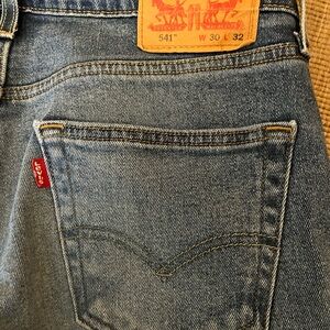 Levi's 541 Classic Blue Jeans with Signature Stitching